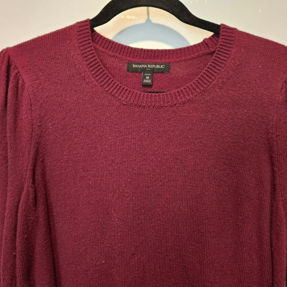 Banana Republic Burgundy Puff Sleeved Sweater - Size Medium - Picture 2 of 3